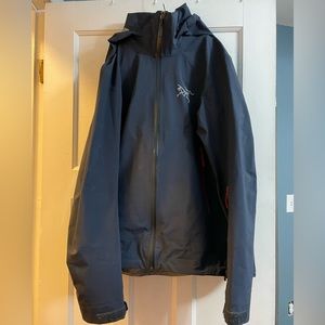 Men’s Arcteryx Iser Shell Rain Jacket Medium
